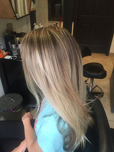 Blonde deals hair salon